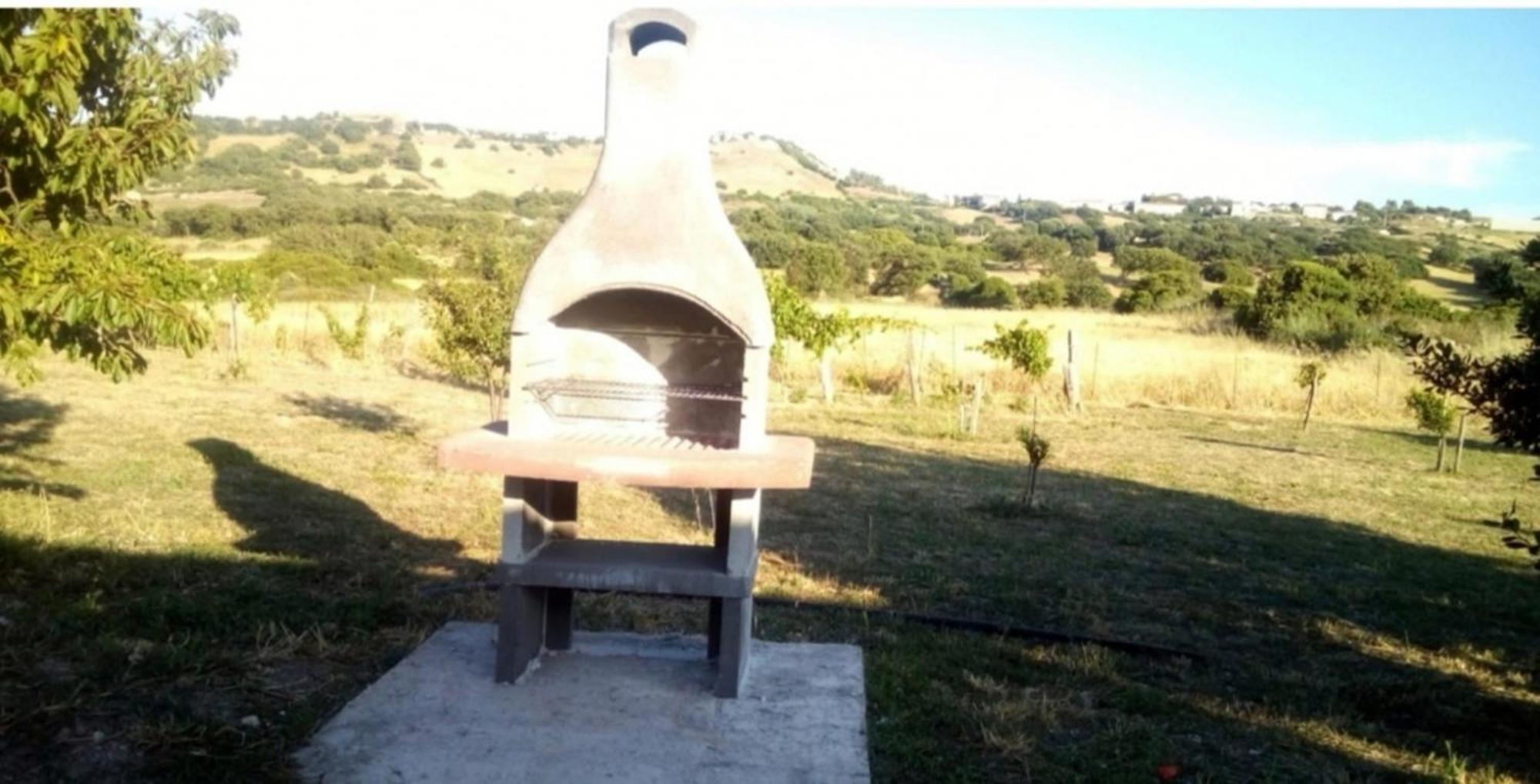 Su Cuile Historical Country House With Barbecue Martis Rum bild